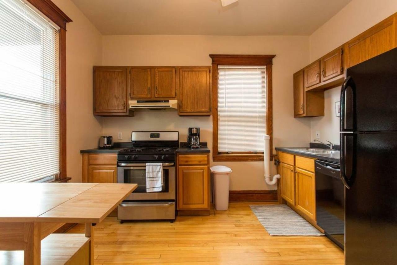 Appartement Wrigley Oasis! Steps From The Field! - 3Bd 1Ba à Chicago Extérieur photo